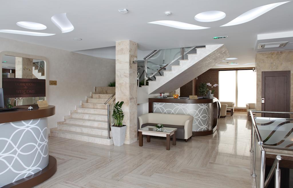 Garni Hotel Aveny Čačak Exteriér fotografie
